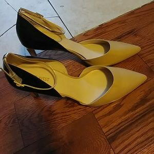 Nine West pumps